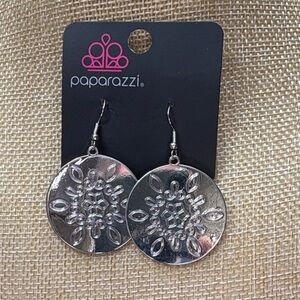 Paparazzi Silver Earrings​